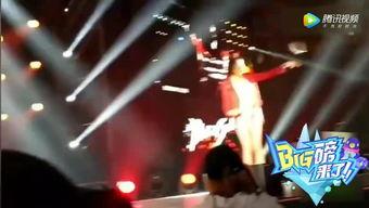 男胖子跳舞 搞笑,萌态舞步笑翻全场